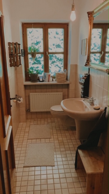 DA96CA7A-AC8E-4748-9262-C0BF9C9282F4